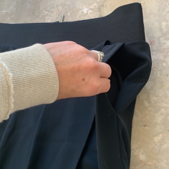 Club Monaco Benellie Skirt 10 faux wrap pleated midi elastic waist pockets - Picture 5 of 14